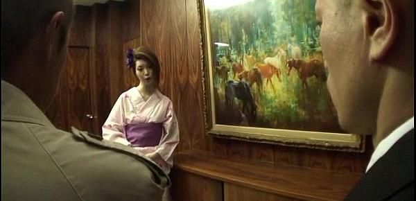  Kimono girl Rinka Kanzaki deals two massive cocks